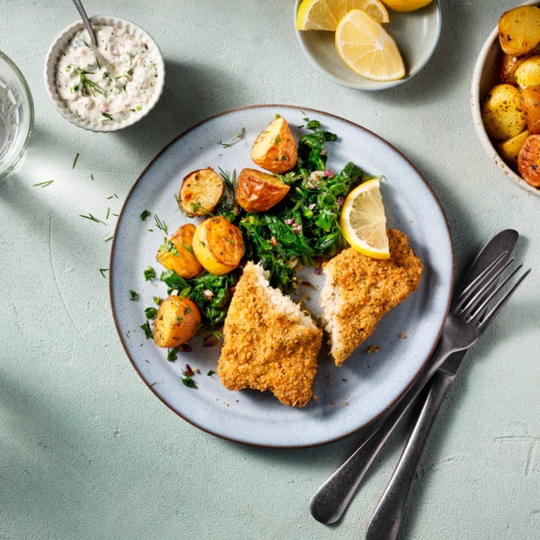 Marine-style crispy filet with vegetables and pickle sauce