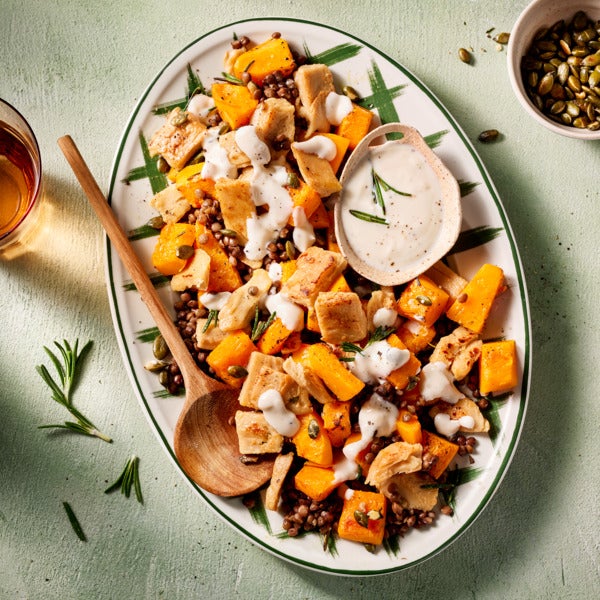 Pumpkin with Vegan Filet pieces and yogurt sauce