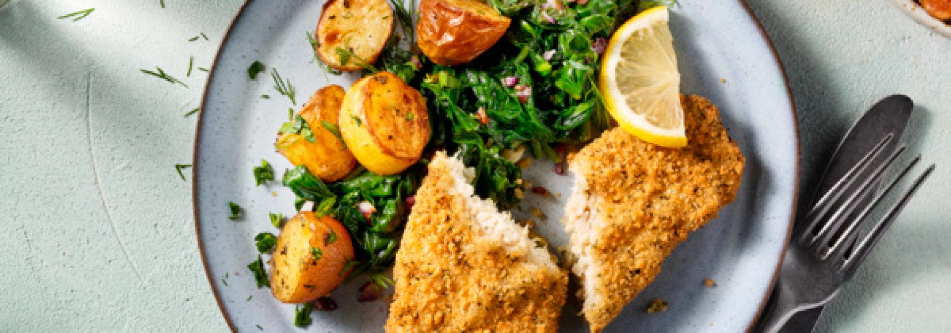 Marine-style crispy filet with vegetables and pickle sauce