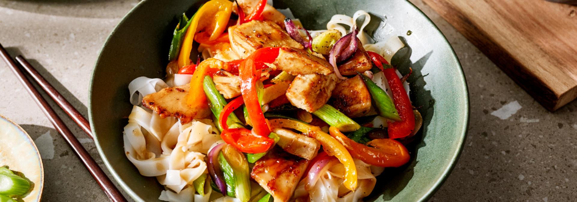 Nouilles aux légumes sautés Filet Pieces