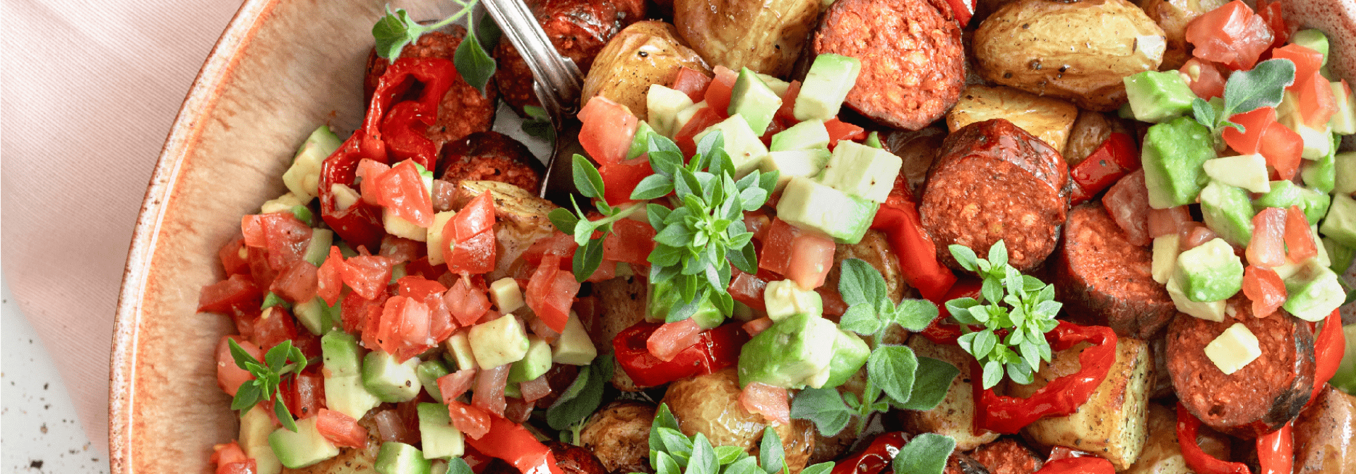 Salade de Sensational Chorizo, avocat, grenailles et poivron grillé