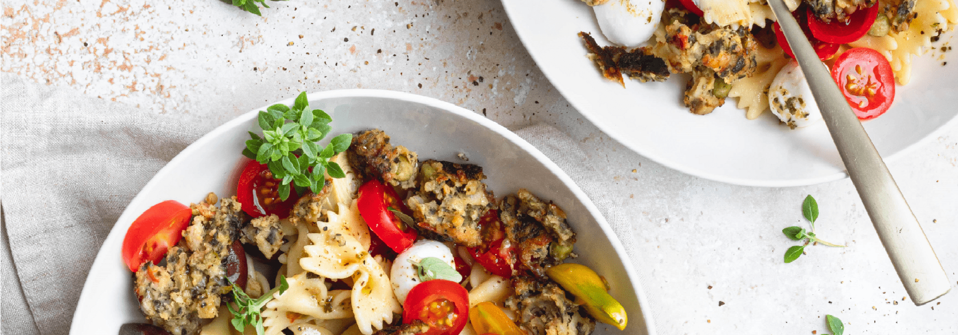 Salade de pâtes aux tomates cerises, Veggie Bakes et mozzarella