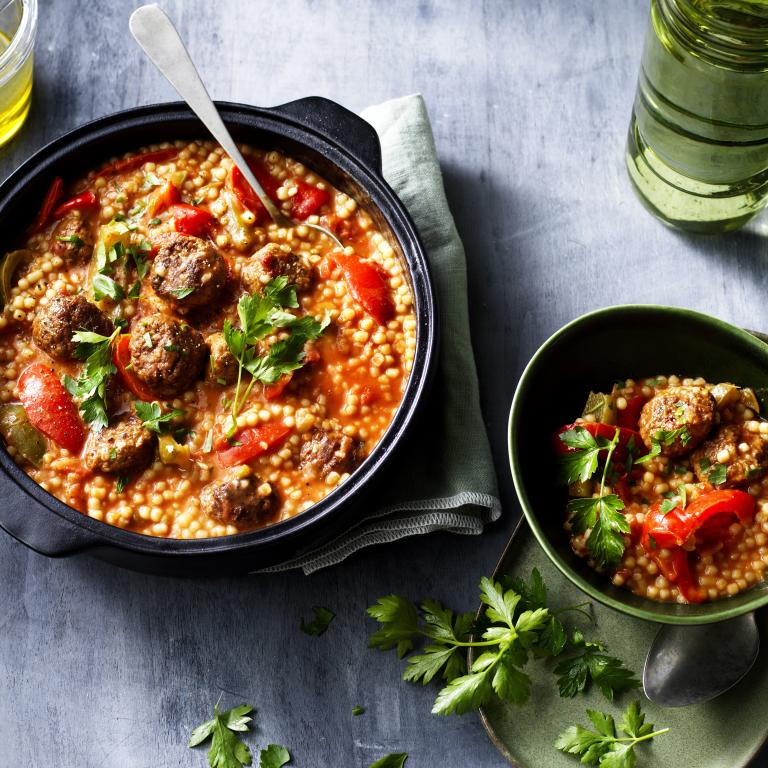 Eenpans Parelcouscous Met Goulash Eenpans Parelcouscous Met Goulash
